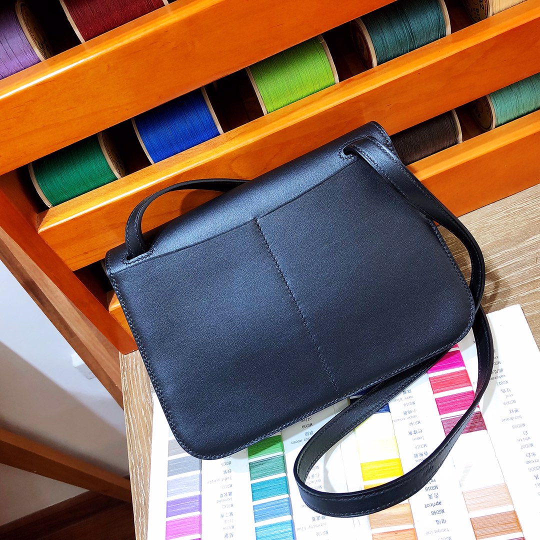 에르메스 미니 할잔백22 블랙 은장 스위프트